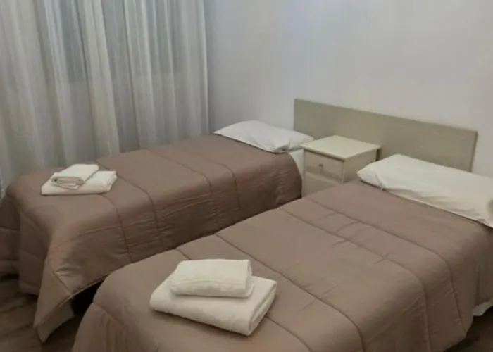 Zeus Rondinella Maison d'hôtes *